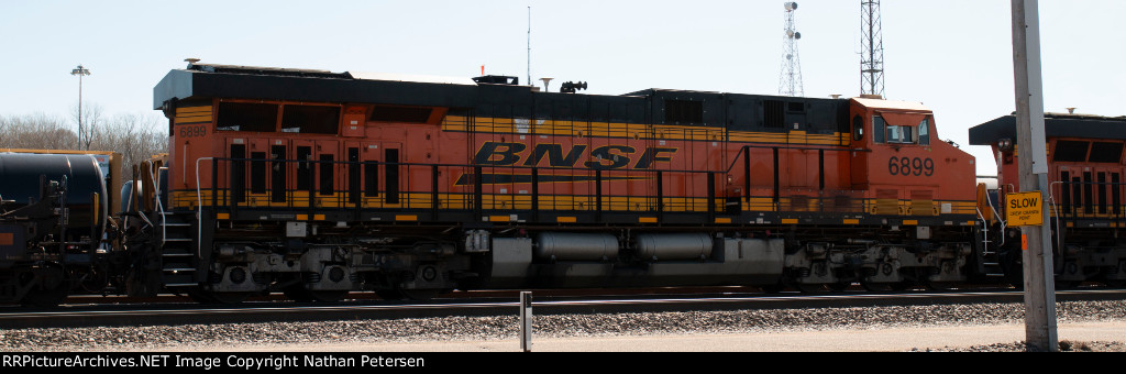 BNSF 6899